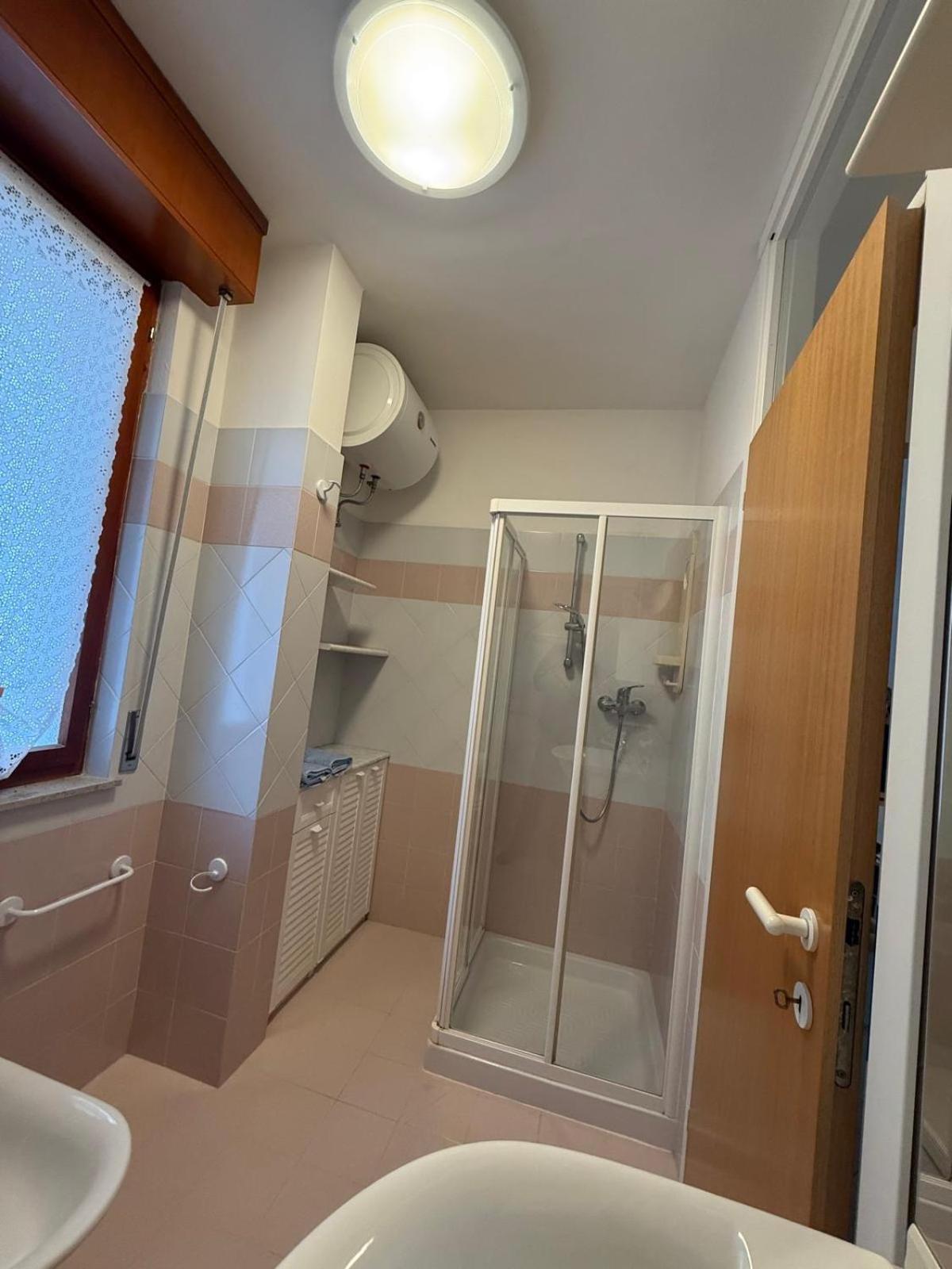 Gracious Apartment Located In The Heart Of Lignano Lignano Sabbiadoro Eksteriør bilde